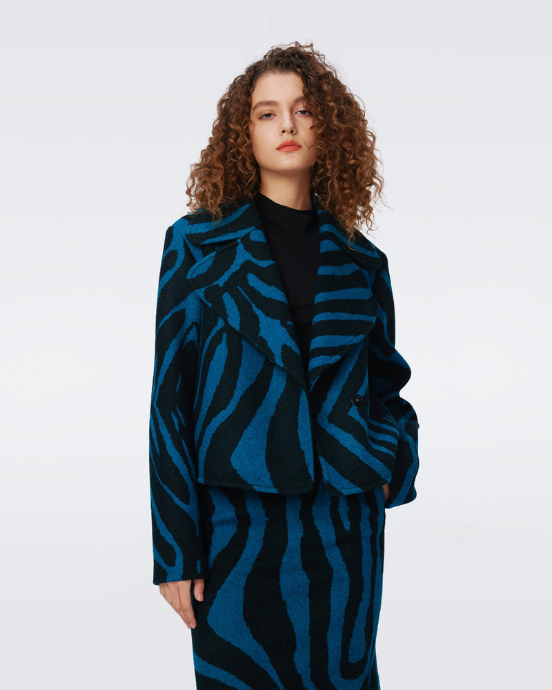 Yilia Jacquard Coat